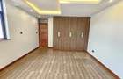 5 Bed House with En Suite at Kyuna - 15