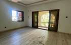 4 Bed Villa with En Suite in Nyali Area - 8