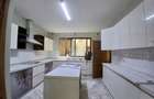 5 Bed Townhouse with En Suite at Lavington - 8