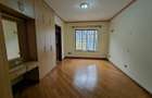 4 Bed Townhouse with En Suite in Westlands Area - 15