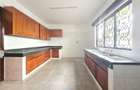 5 Bed Townhouse with En Suite in Kilimani - 8