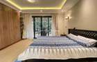 5 Bed House with En Suite at Kerarapon Drive - 16