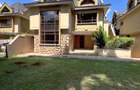 5 Bed Townhouse with En Suite in Lavington - 2