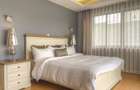 Furnished 3 Bed Apartment with En Suite in Brookside - 2