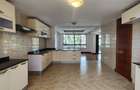 5 Bed Villa with En Suite in Lavington - 11