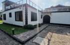3 Bed House with En Suite in Runda - 16