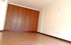 3 Bed Apartment with En Suite in Brookside - 7