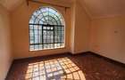5 Bed Townhouse with En Suite at Hatheru Road - 9