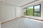 Serviced 2 Bed Apartment with En Suite in Spring Valley - 19