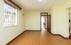 5 Bed Townhouse with En Suite at Ring Road - 6