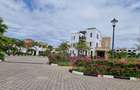Serviced 3 Bed Apartment with En Suite at Sultan Palace - 16