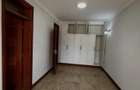 4 Bed Villa with En Suite in Lavington - 10