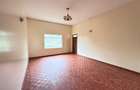 4 Bed Townhouse with En Suite at Lavington - 6