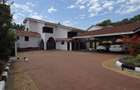 5 Bed Villa with En Suite in Gigiri - 2