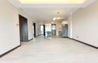 2 Bed Apartment with En Suite in Riverside - 3