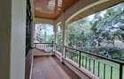 5 Bed House with En Suite in Nyari - 12