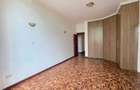 5 Bed Townhouse with En Suite at Old Kitusuru - 16