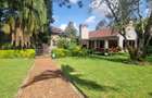 Serviced 1 Bed Apartment with En Suite at 83 Convent Drive - 1