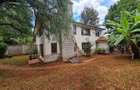 4 Bed House with En Suite at Lavington - 1