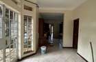 5 Bed Townhouse with En Suite in Rosslyn - 16