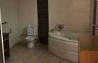 5 Bed Villa with En Suite at Lavington - 16