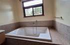 5 Bed Townhouse with En Suite in Lavington - 2