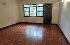 4 Bed House with En Suite in Runda - 12
