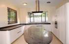 5 Bed Villa with En Suite at Lavington - 5