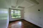5 Bed Townhouse with En Suite in Lavington - 13