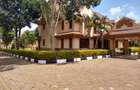5 Bed Villa with En Suite in Runda - 2