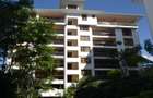 4 Bed Apartment with En Suite at Riverside Drive - 1