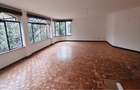 6 Bed House with En Suite in Nyari - 18