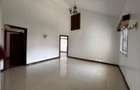 4 Bed Townhouse with En Suite in Westlands Area - 11