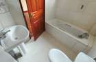 4 Bed Townhouse with En Suite in Nyari - 12
