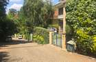 4 Bed Townhouse with En Suite in Brookside - 2