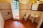 4 Bed House with En Suite in Runda - 15