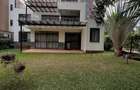 5 Bed Townhouse with En Suite at Lavington Green - 5