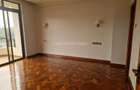 4 Bed Apartment with En Suite in Riverside - 12