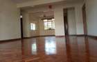3 Bed Apartment with En Suite at Lavington - 4