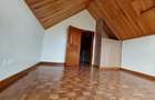 5 Bed Townhouse with En Suite at Lavington Road - 20