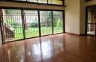 4 Bed Townhouse with En Suite in Rhapta Road - 15