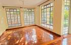 5 Bed Townhouse with En Suite at Lavington - 14