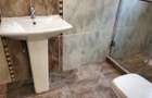 5 Bed Townhouse with En Suite in Lavington - 19