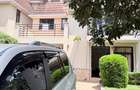 6 Bed Townhouse with En Suite in Lavington - 3