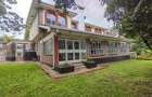 4 Bed Townhouse with Swimming Pool in Riverside - 1