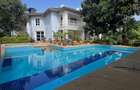 5 Bed House with En Suite in Runda - 1