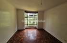 4 Bed House with En Suite in Nyari - 8