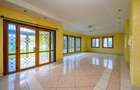 6 Bed House with En Suite in Kizingo - 8