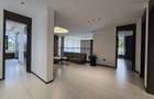 5 Bed Townhouse with En Suite at Lavington - 6