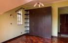 4 Bed Townhouse with En Suite in Rosslyn - 9